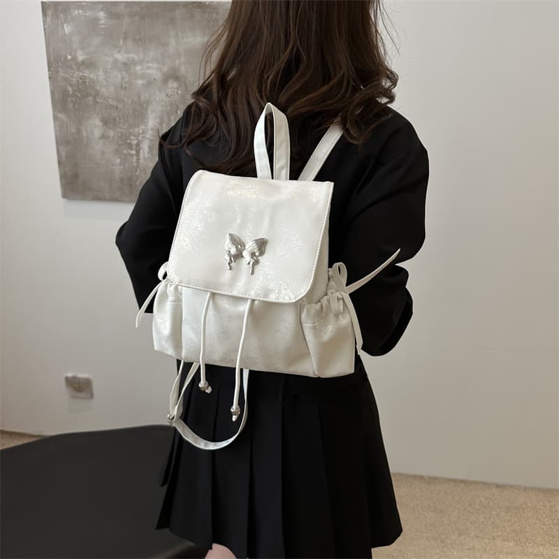 巾着 蝶の金具付き巾着リュックサック