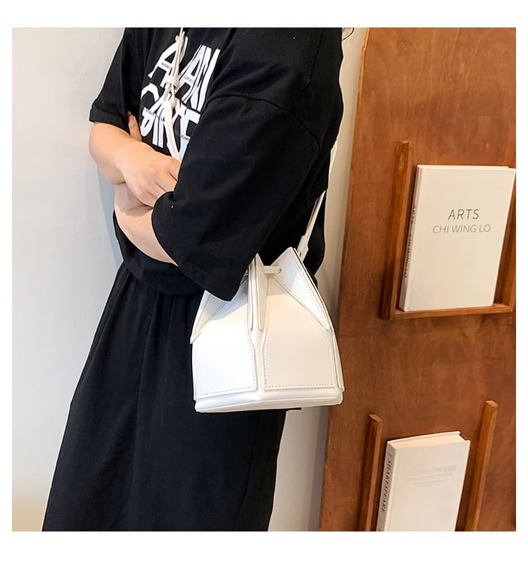 巾着 幾何学デザイン巾着ショルダー