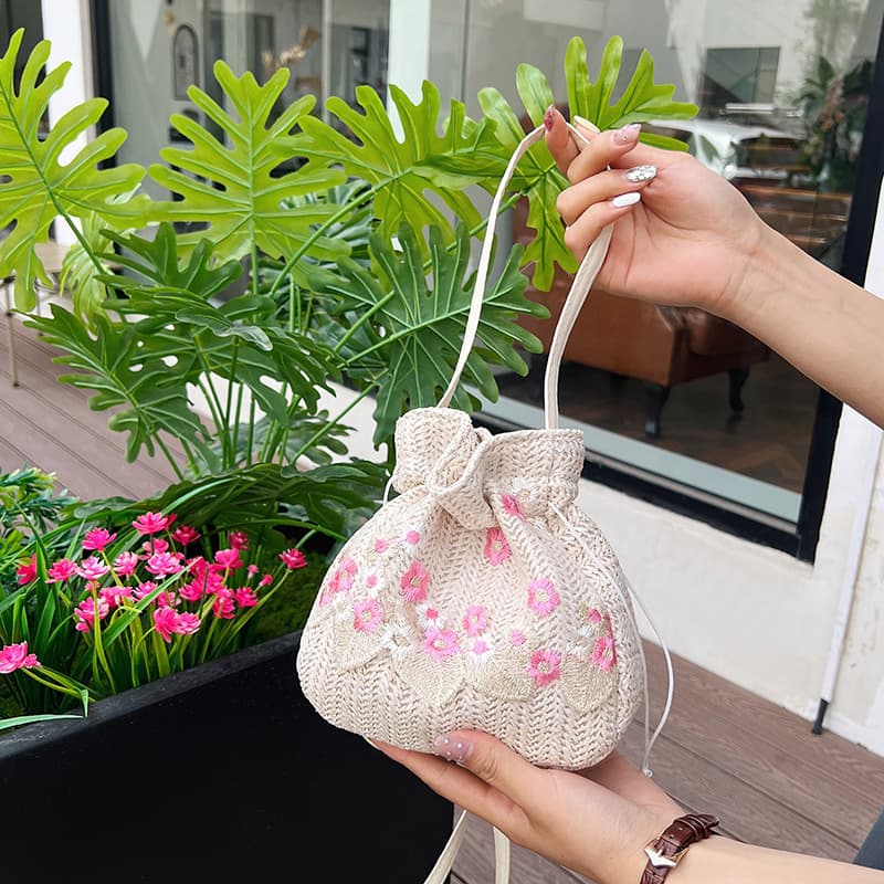 巾着 花刺繍ヘリンボーン編み巾着ショルダーバッグ