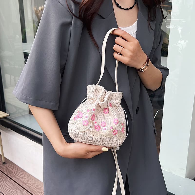 巾着 花刺繍ヘリンボーン編み巾着ショルダーバッグ