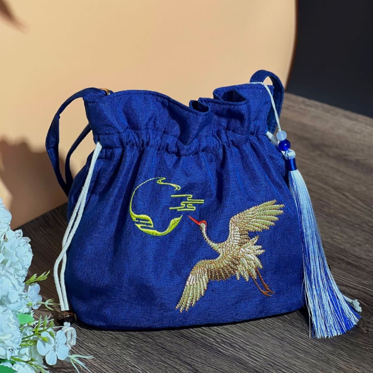 巾着 花鳥刺繍タッセル付き巾着ショルダーバッグ