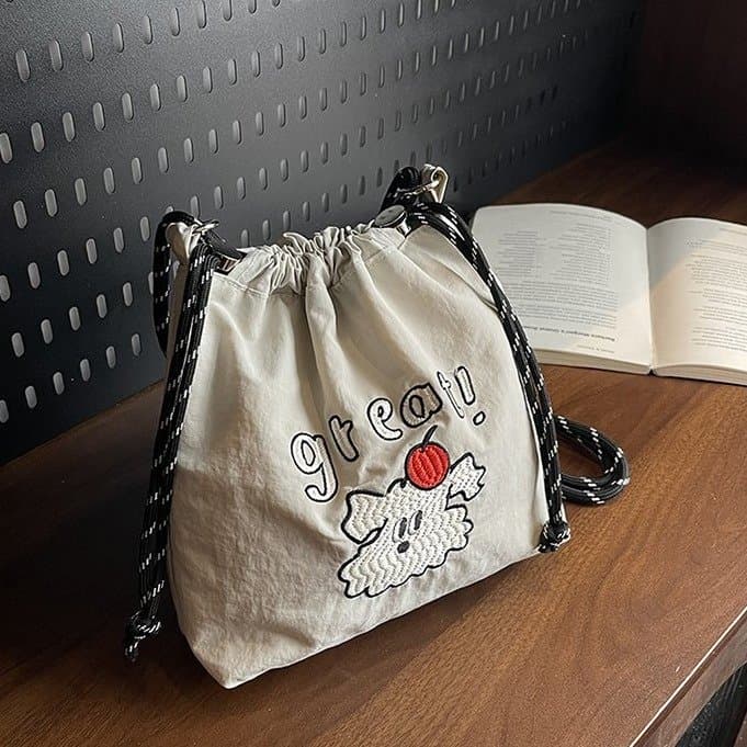 巾着 刺繍デザイン巾着ショルダーバッグ