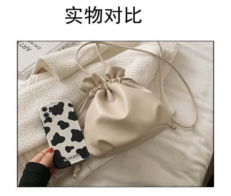 巾着 上質レザー巾着型ミニショルダーバッグ