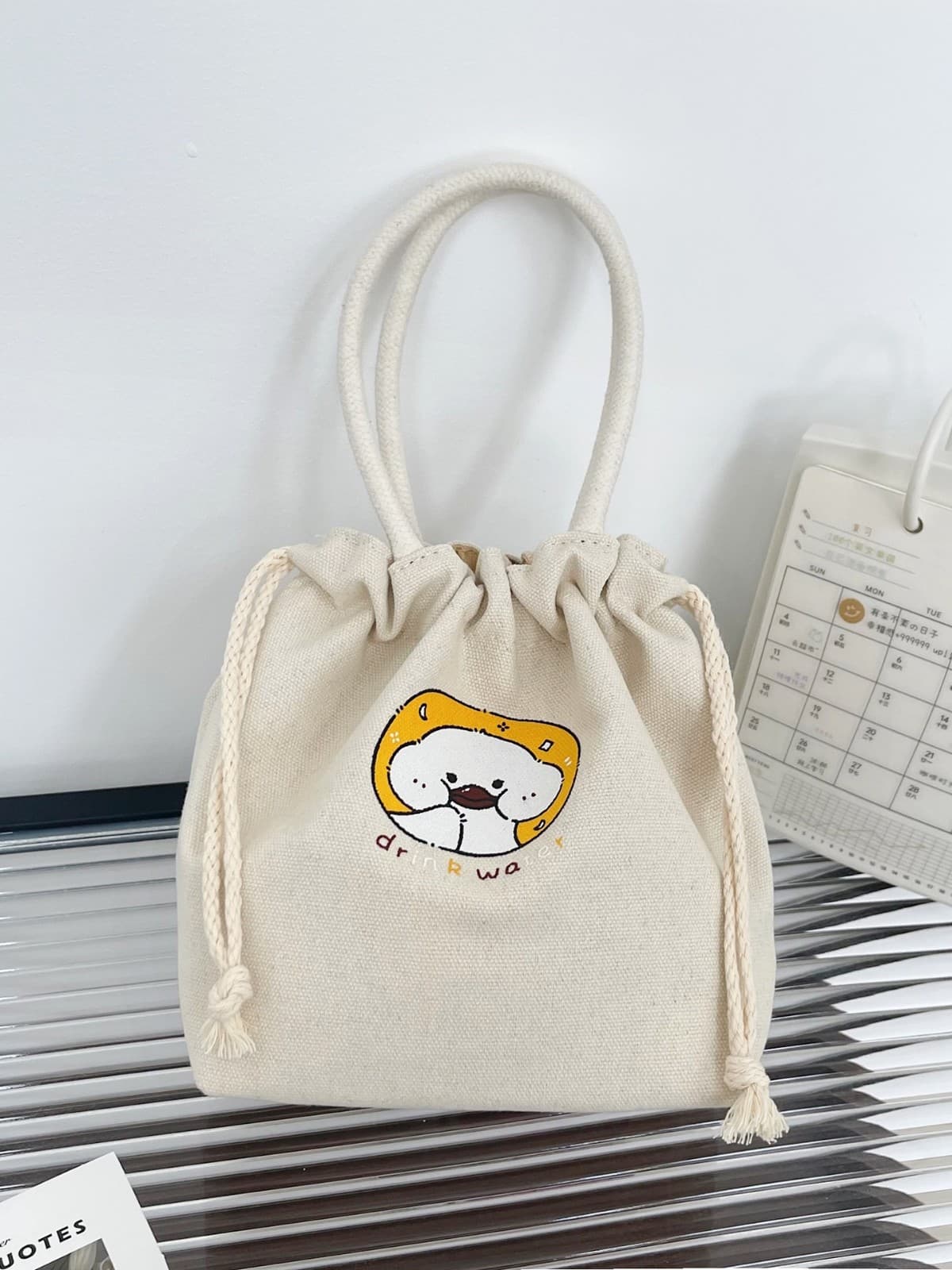巾着 癒し系キャラクター刺繍入り巾着ポーチ