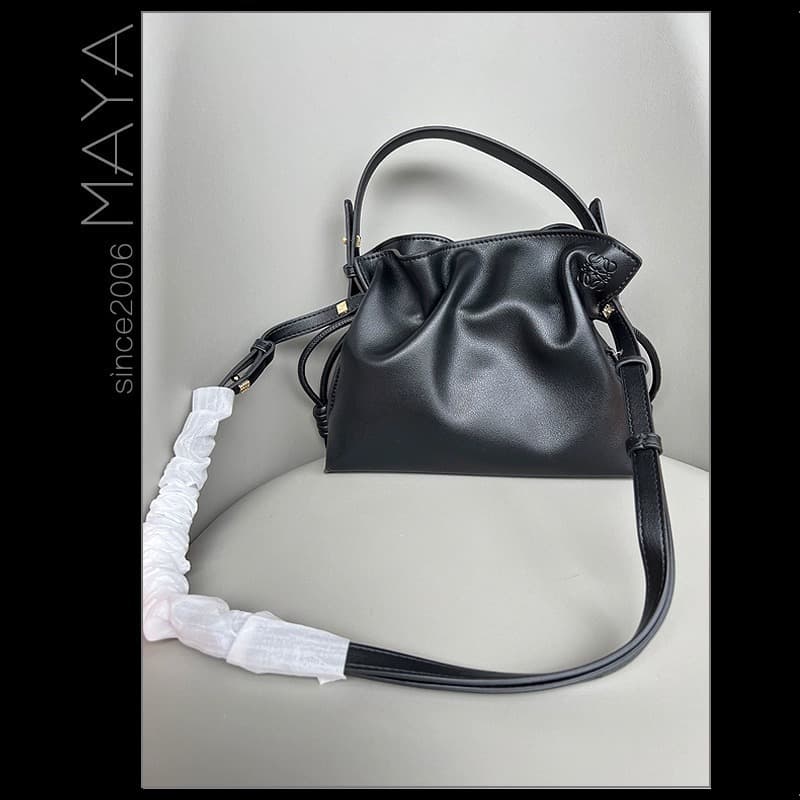 巾着 上品シルエット巾着ショルダー