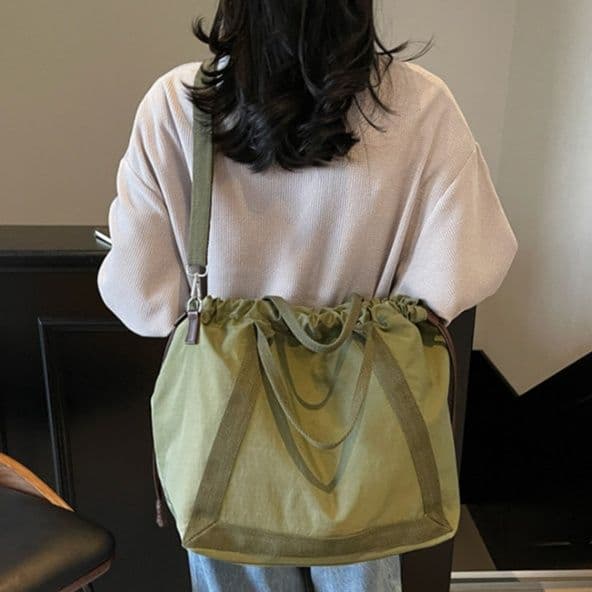巾着 二通り持てる巾着型ショルダーバッグ