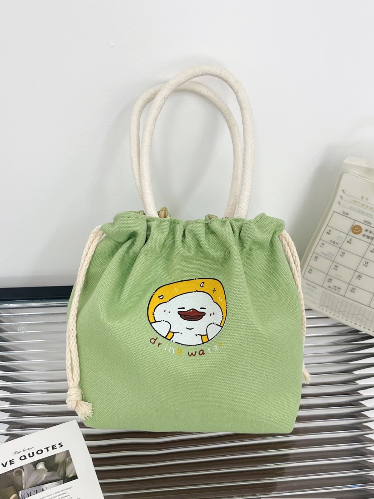 巾着 癒し系キャラクター刺繍入り巾着ポーチ