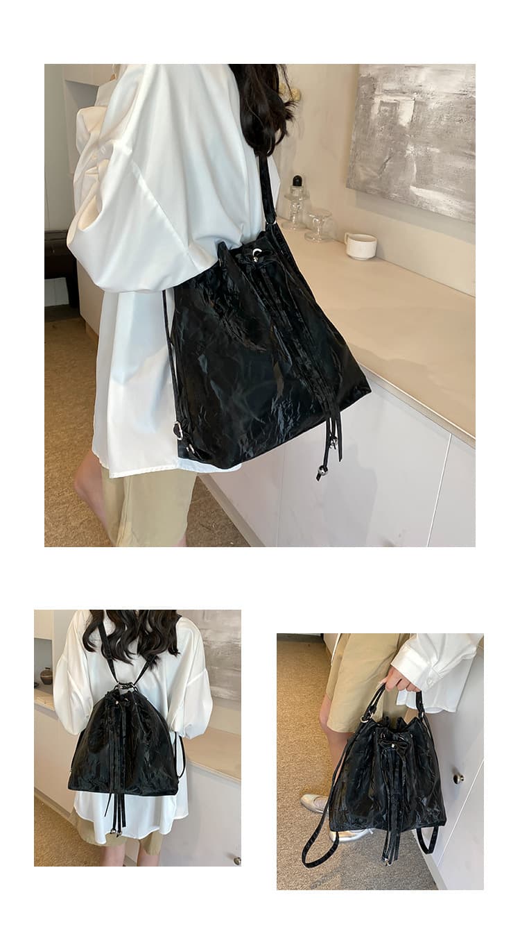巾着 上品な合成革巾着リュックサック