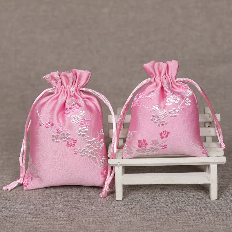 巾着 和風花柄刺繍入り巾着ポーチ