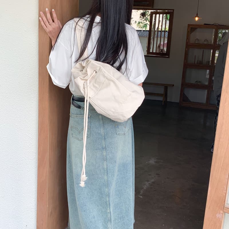 巾着 シンプル巾着型ショルダーバッグ