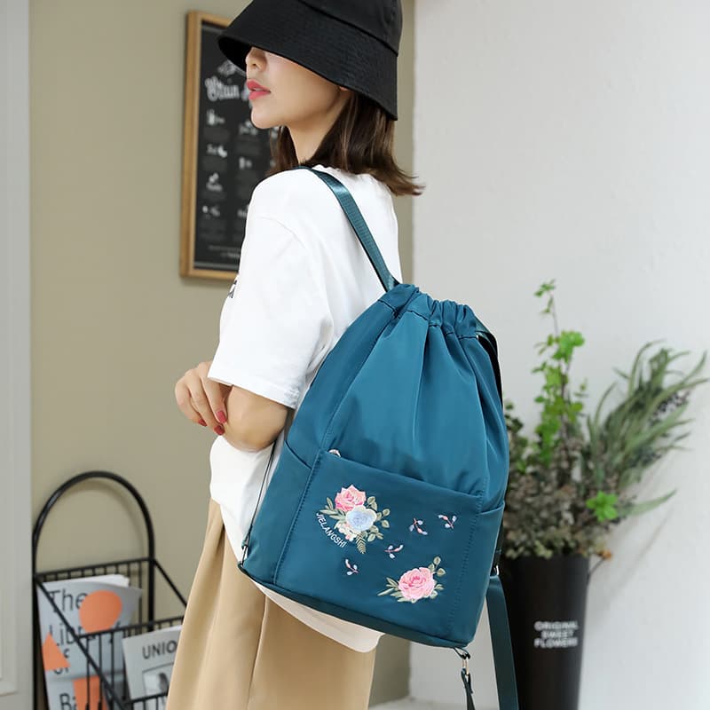 巾着 花柄刺繍入り巾着型リュックサック