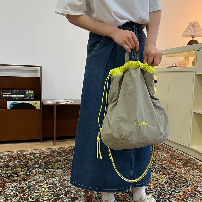 巾着 カジュアル巾着型ショルダーバッグ