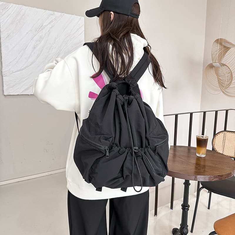 巾着 多機能ポケット付き巾着型リュックサック