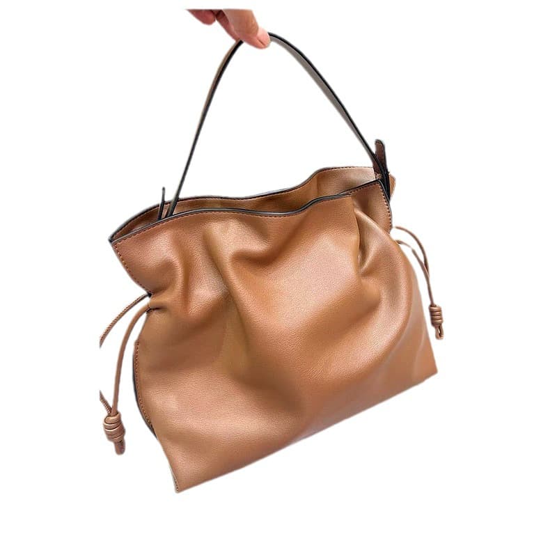巾着 上品シルエット巾着ショルダー